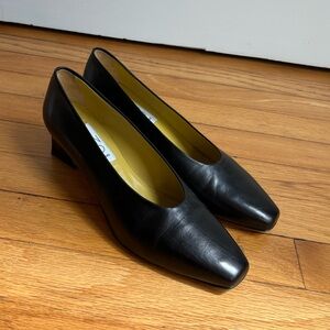 Vintage Joan & David Too Black Leather Pumps